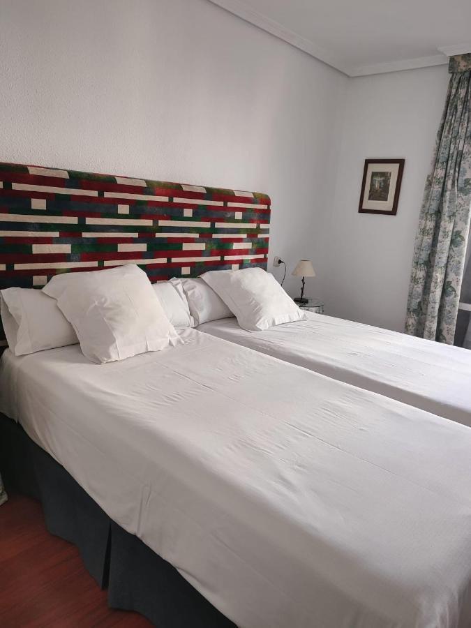Hotel Simon